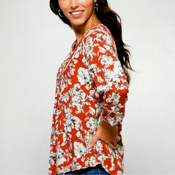 Fun 2 Fun Maley Pleated Detail Blouse - Rust and Cream - Picture 4 of 5